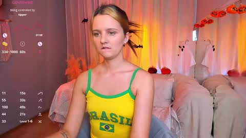 LilLisa online show from 11.02.25