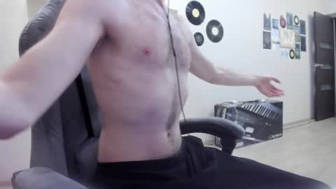 Snapshot of fluffycat_ chatting on 02.08.25 fluffycat online show from 02.08.25