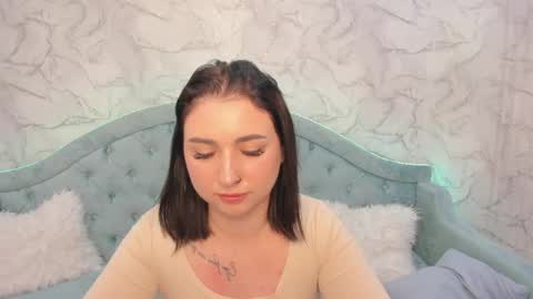 Snapshot of flufyfoxx chatting on 04.21.26 Lina online show from 04.21.26