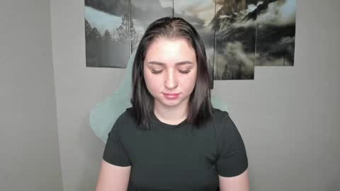 Snapshot of flufyfoxx chatting on 05.01.26 Lina online show from 05.01.26
