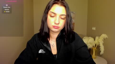 Snapshot of flufyfoxx chatting on 05.23.26 Lina online show from 05.23.26