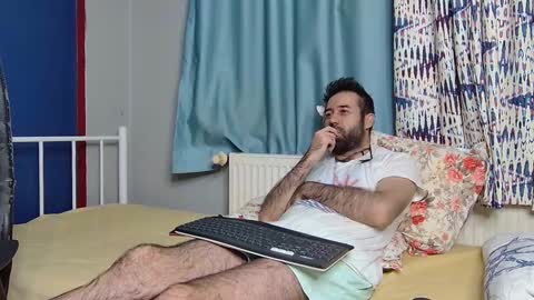 Fly online show from 11.26.25