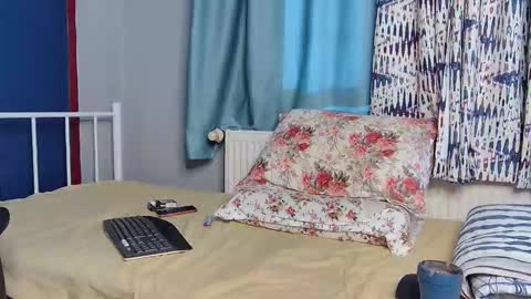 Fly online show from 11.28.25