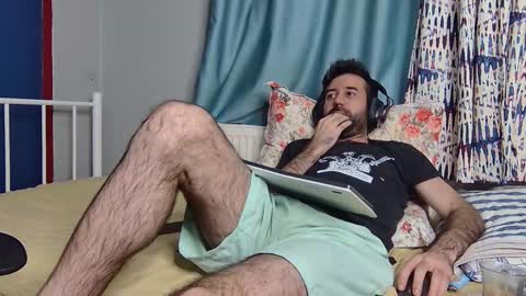 Fly online show from 12.14.25