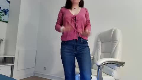 flymybutterfly online show from 02.27.26