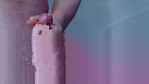 Snapshot of fm8719 chatting on 12.14.25 fm8719 online show from 12.14.25