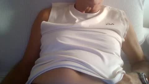 folletto1 online show from 09.17.25