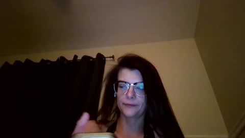 Snapshot of footsiebootsie32 chatting on 10.30.25 footsiebootsie32 online show from 10.30.25