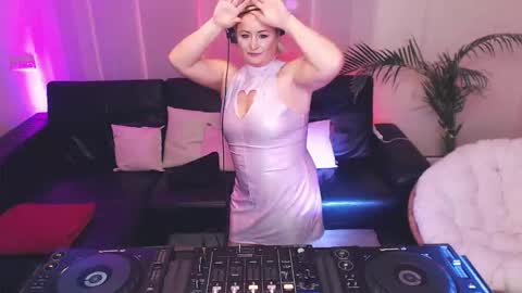 Forbidden Kitty online show from 11.12.25
