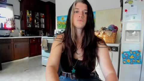 forestdarling online show from 11.15.25