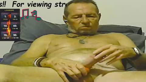 Snapshot of forexxxx_man chatting on 06.12.26 doc online show from 06.12.26