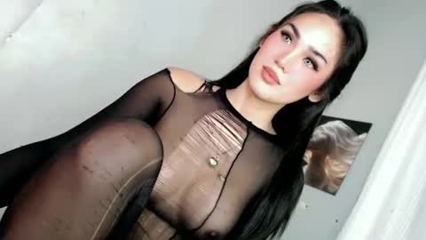 KHATRINA STACIE MARIE online show from 02.26.26