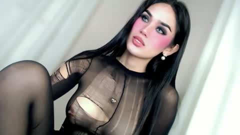 KHATRINA STACIE MARIE online show from 05.27.26
