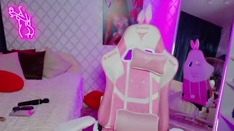 Lily online show from 07.23.26