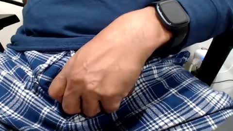 foster19422002 online show from 01.28.25