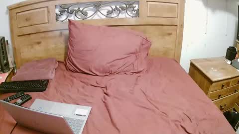 Snapshot of fountainofcumxix chatting on 01.06.25 fountainofcumxix online show from 01.06.25