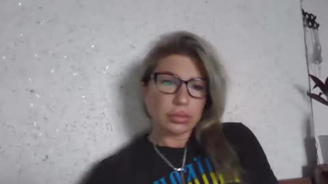 fox_red_lady7 online show from 01.11.26