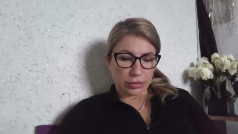 fox_red_lady7 online show from 02.05.26