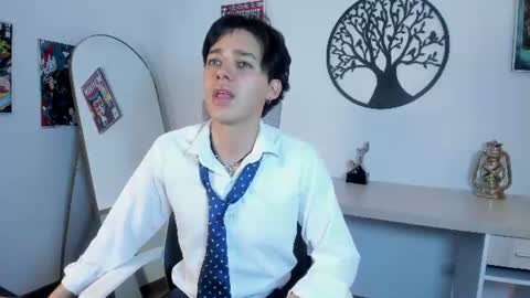 .  FOX WHITE .  online show from 06.30.26