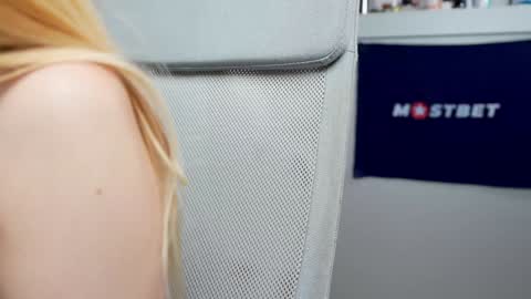 CUSTOM PHOTOS AND VIDEOS -  online show from 01.11.25