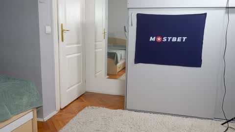 CUSTOM PHOTOS AND VIDEOS -  online show from 01.25.25