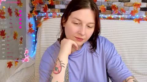 Snapshot of foxgirlandmerguis chatting on 11.23.25 Belinda online show from 11.23.25