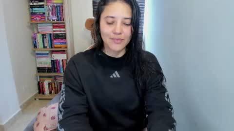 Snapshot of foxwen chatting on 07.24.26 wen. online show from 07.24.26