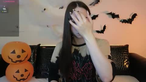 Snapshot of foxxy_girl_ chatting on 11.01.25 andice online show from 11.01.25