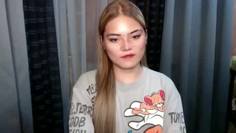 Snapshot of foxxypennyx chatting on 10.15.25 Cheska online show from 10.15.25