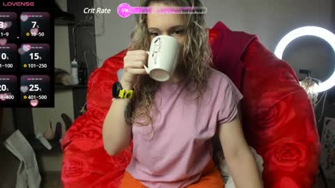 Snapshot of foxy_blond chatting on 01.21.25 Foxy online show from 01.21.25