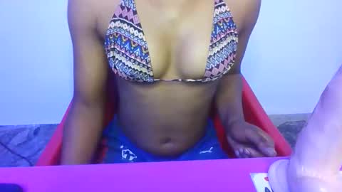 Snapshot of foxy_candy01 chatting on 02.10.26 foxy_candy01 online show from 02.10.26