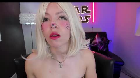 Miss Evans online show from 03.03.26