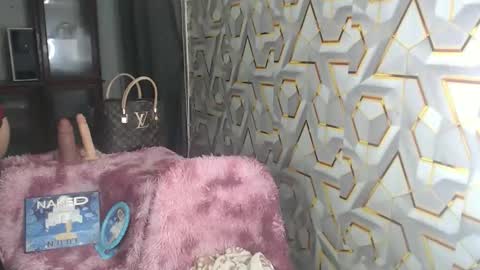 Snapshot of foxy_shantal chatting on 09.22.25 foxy_shantal online show from 09.22.25