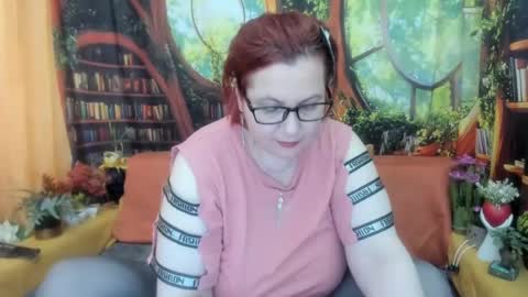 Snapshot of foxydesiree chatting on 07.12.26 foxydesiree online show from 07.12.26