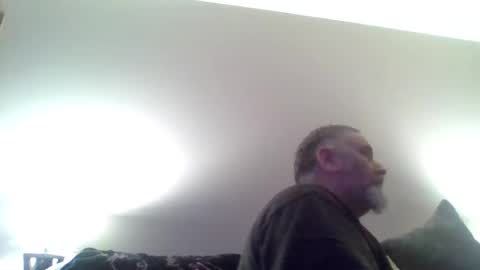 Snapshot of foxyfang chatting on 09.28.25 foxyfang online show from 09.28.25