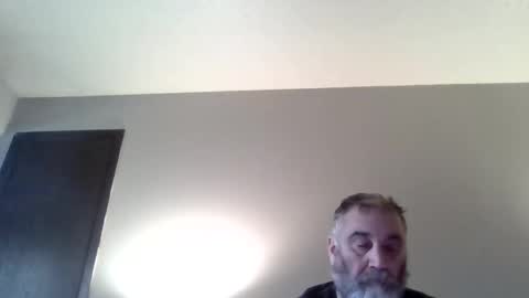 Snapshot of foxyfang chatting on 11.23.25 foxyfang online show from 11.23.25