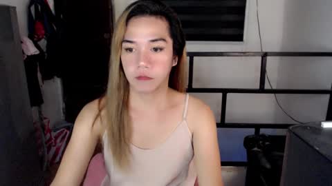 Snapshot of foxyinnocentstar chatting on 12.09.24 jenny online show from 12.09.24