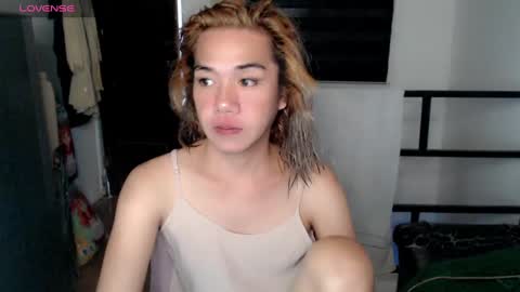 Snapshot of foxyinnocentstar chatting on 02.13.25 jenny online show from 02.13.25