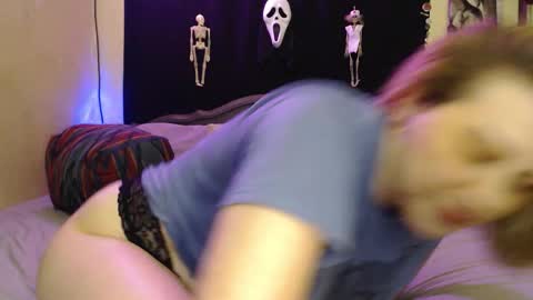 Snapshot of foxymalloryknoxy69 chatting on 10.10.25 Mallory Koxx online show from 10.10.25