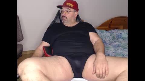 Snapshot of fraboys chatting on 02.19.25 Fraboys online show from 02.19.25