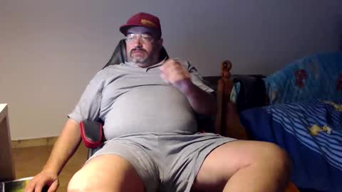 Snapshot of fraboys chatting on 02.16.26 Fraboys online show from 02.16.26