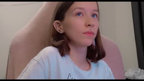 Snapshot of fran_bow chatting on 01.30.25 fran_bow online show from 01.30.25