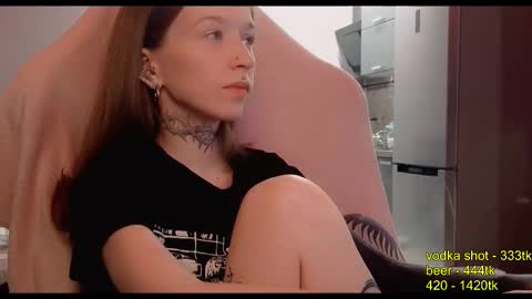 Snapshot of fran_bow chatting on 10.09.25 fran_bow online show from 10.09.25