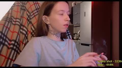 Snapshot of fran_bow chatting on 10.22.25 fran_bow online show from 10.22.25