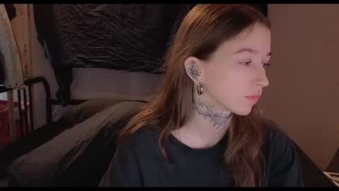 Snapshot of fran_bow chatting on 06.09.26 fran_bow online show from 06.09.26