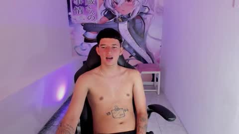 Snapshot of fran_boy_ chatting on 11.12.25 Fran online show from 11.12.25