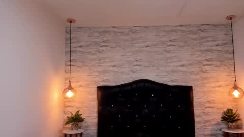          online show from 11.10.25