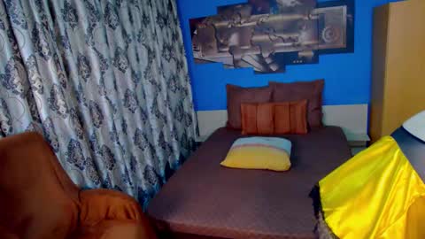 Snapshot of francesca_evanss chatting on 10.23.25 Francesca - online show from 10.23.25