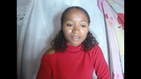 Snapshot of francine925426 chatting on 12.17.25 francine925426 online show from 12.17.25