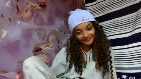 Snapshot of francinoli chatting on 06.29.26 Francinoli online show from 06.29.26